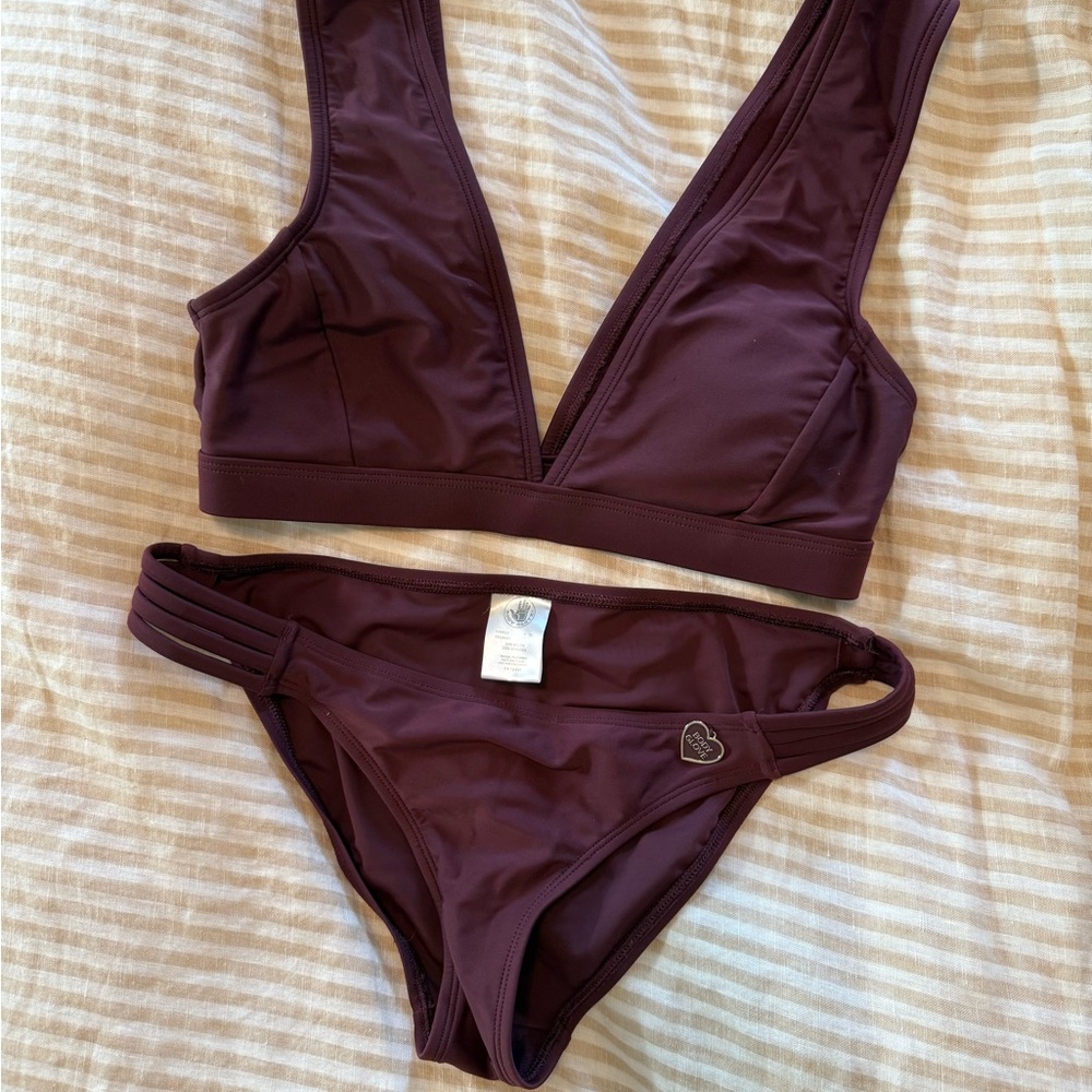 Deep purple/plum body glove surf bikini swimsuit (like new)